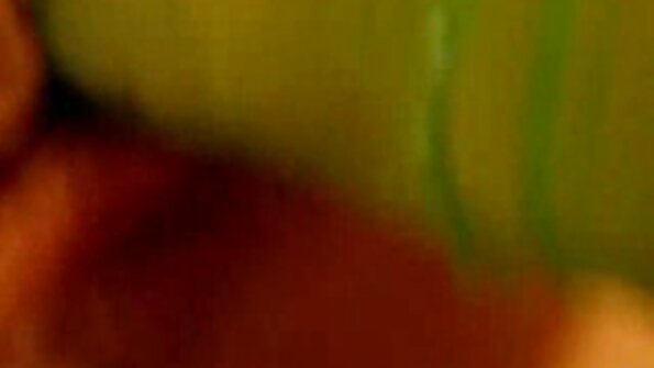 লম্বা চুলের নানী তার ছিনতাইয়ের মধ্যে একটি বড় যুবককে অনুভব করছে লাগালাগি চুদাচুদিভিডিও